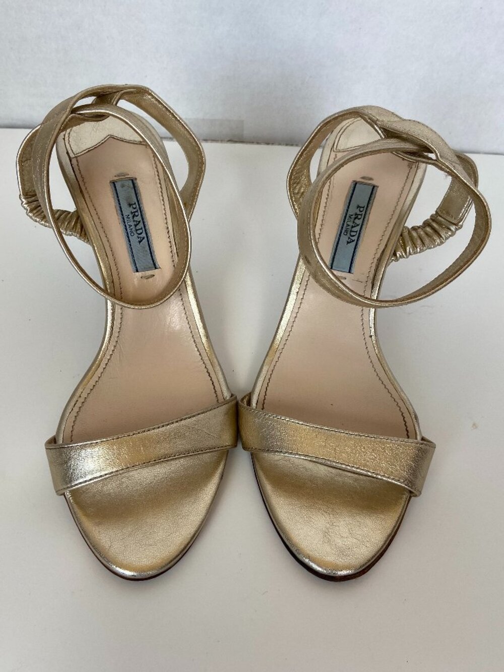 Vintage Prada Metallic strappy kitten heels Sz 6